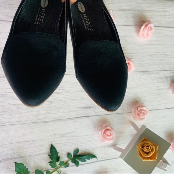 Dr. Scholls Be Free Matte Black Textured Flats - Picture 7 of 8